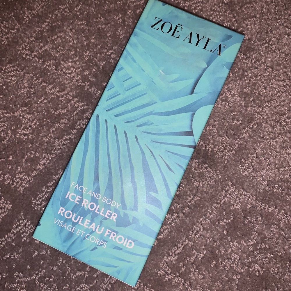 New Sealed Zoe Ayla Professional Face and Body Ice Roller